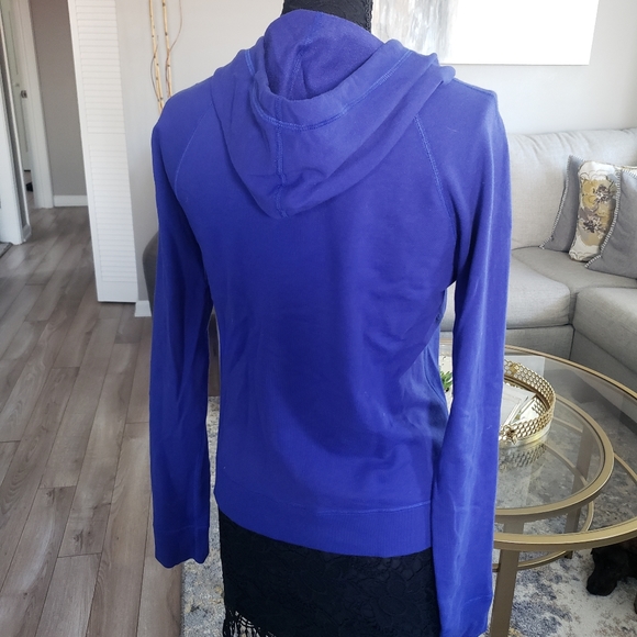 Under Armour Hoodie! - Picture 3 of 5